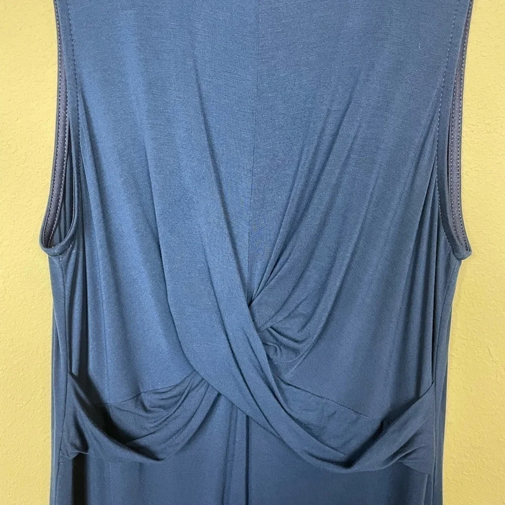 Everly Sleeveless mock neck twist front rayon navy fitted bodycon dress sz S EUC - Picture 4 of 7